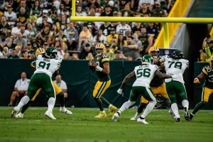  Packers perde para o Jets na estreia da pré-temporada.